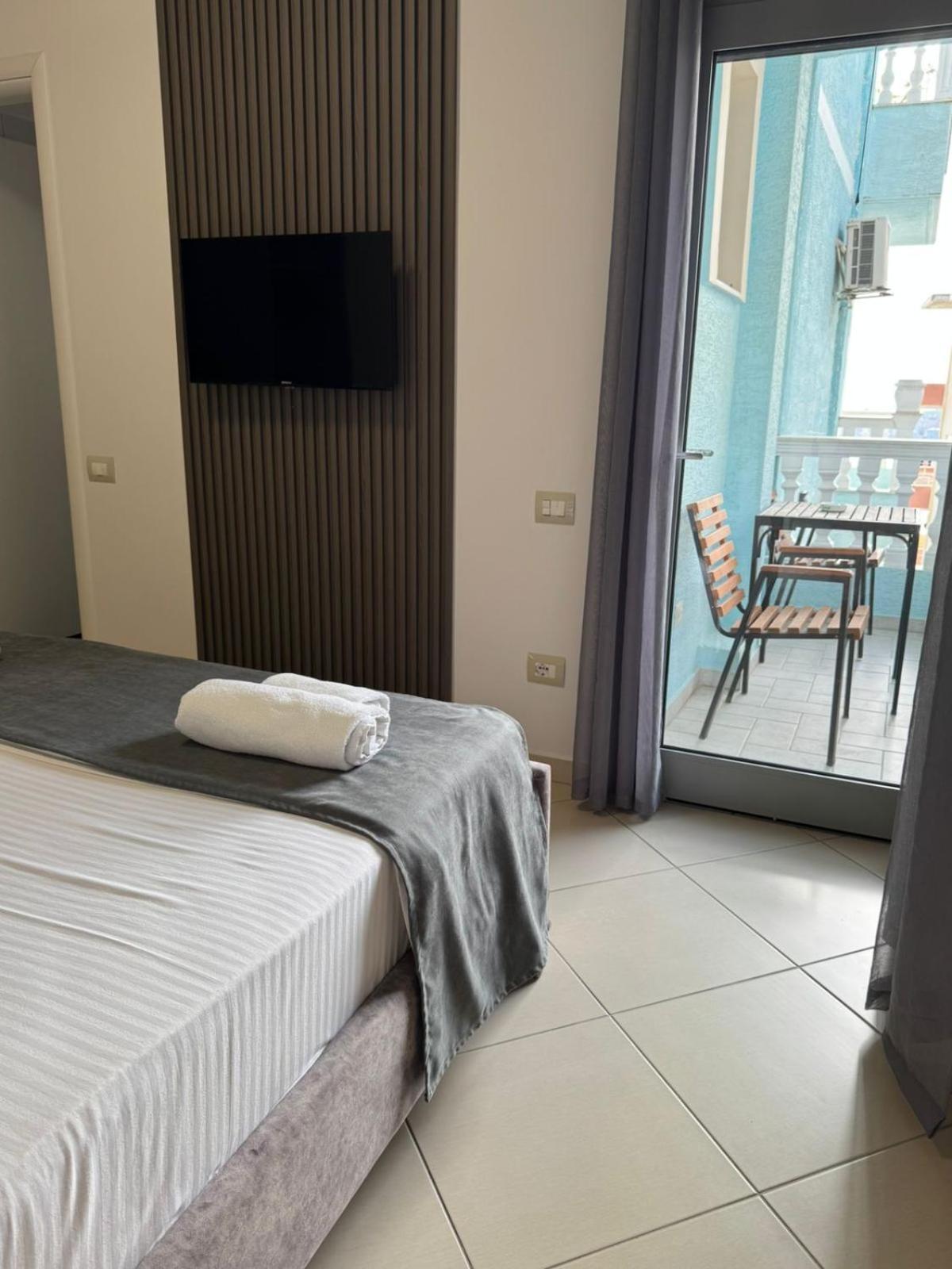 Hotel Abedini Saranda Dış mekan fotoğraf