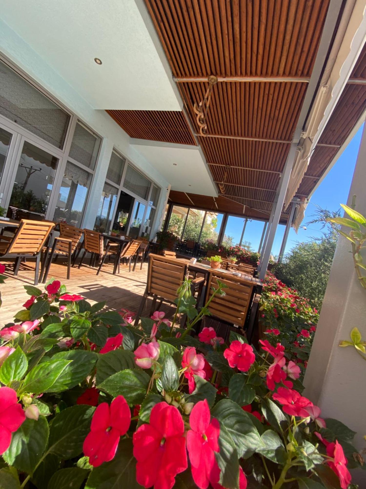 Hotel Abedini Saranda Dış mekan fotoğraf
