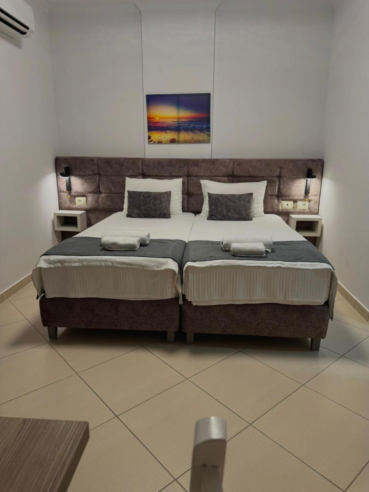 Hotel Abedini Saranda Dış mekan fotoğraf