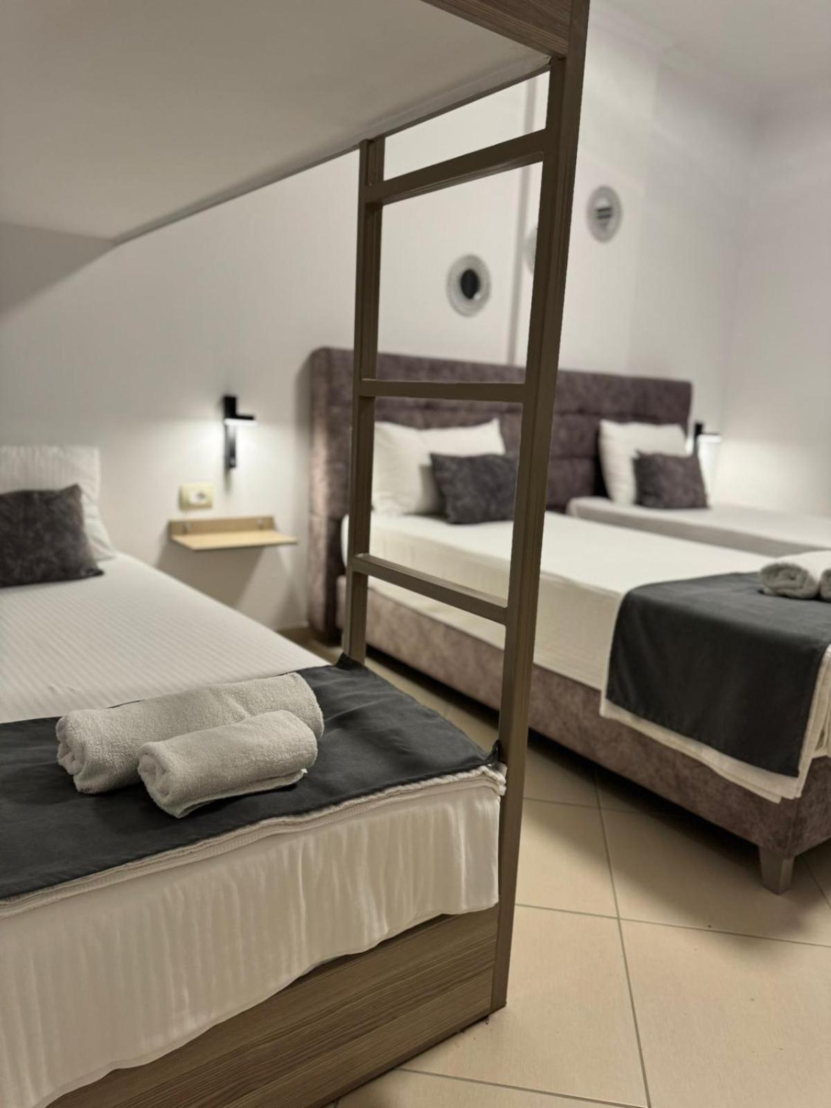 Hotel Abedini Saranda Dış mekan fotoğraf