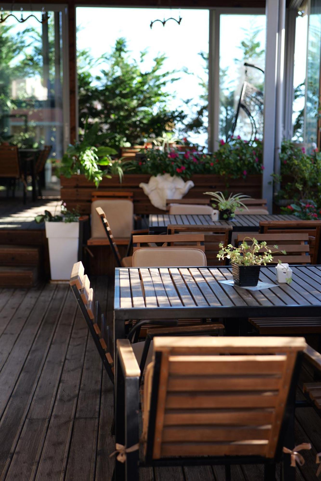 Hotel Abedini Saranda Dış mekan fotoğraf