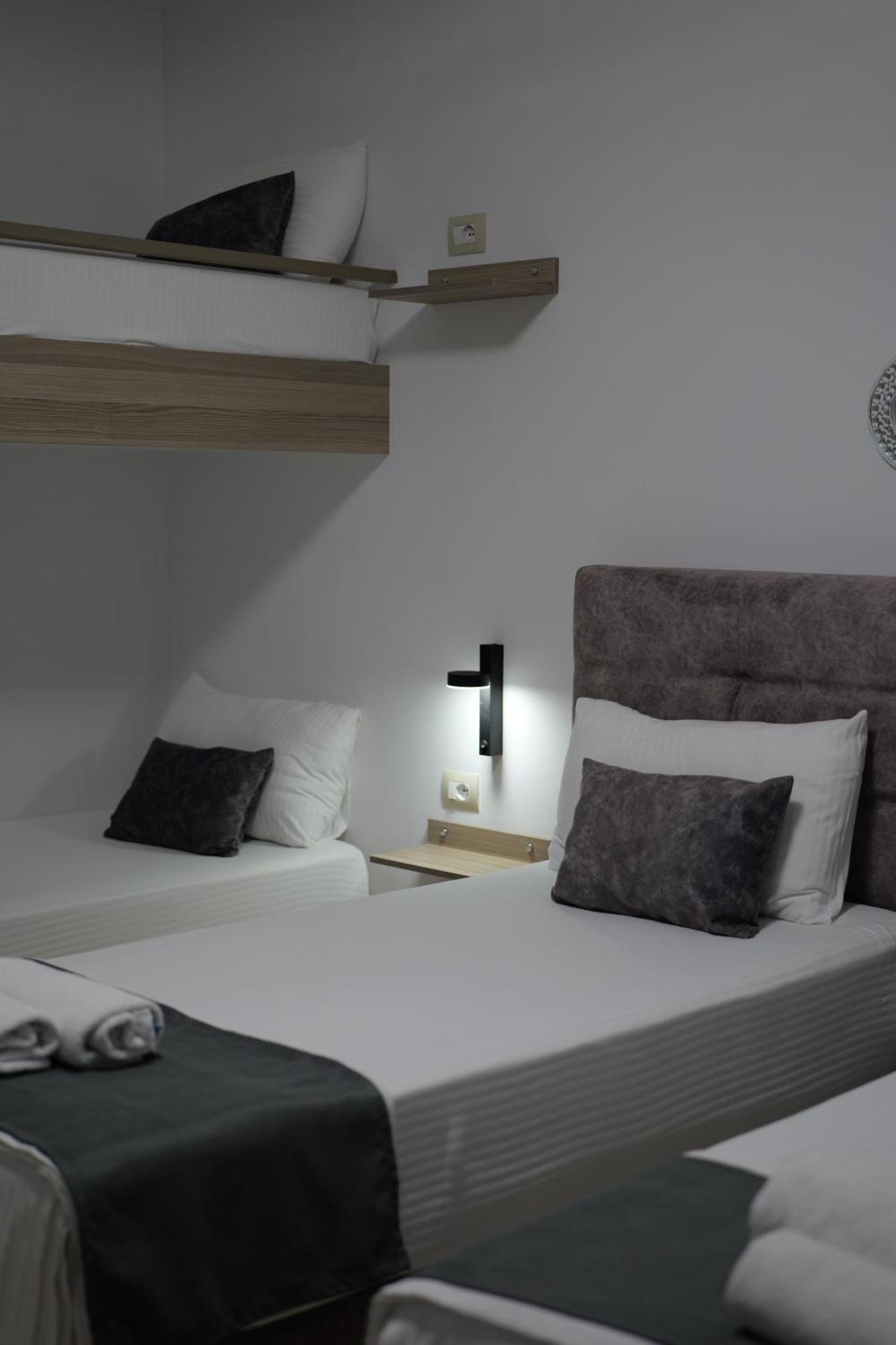 Hotel Abedini Saranda Dış mekan fotoğraf